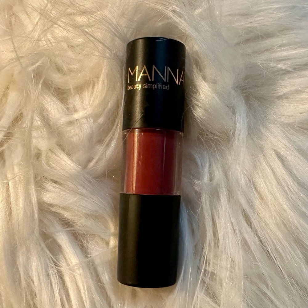 Manna Kadar Lip Gloss